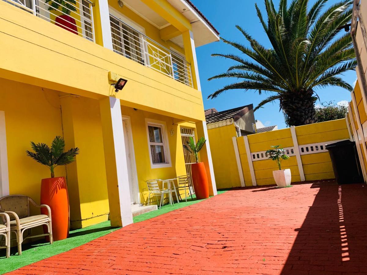 Mowetu Guest House كيب تاون المظهر الخارجي الصورة