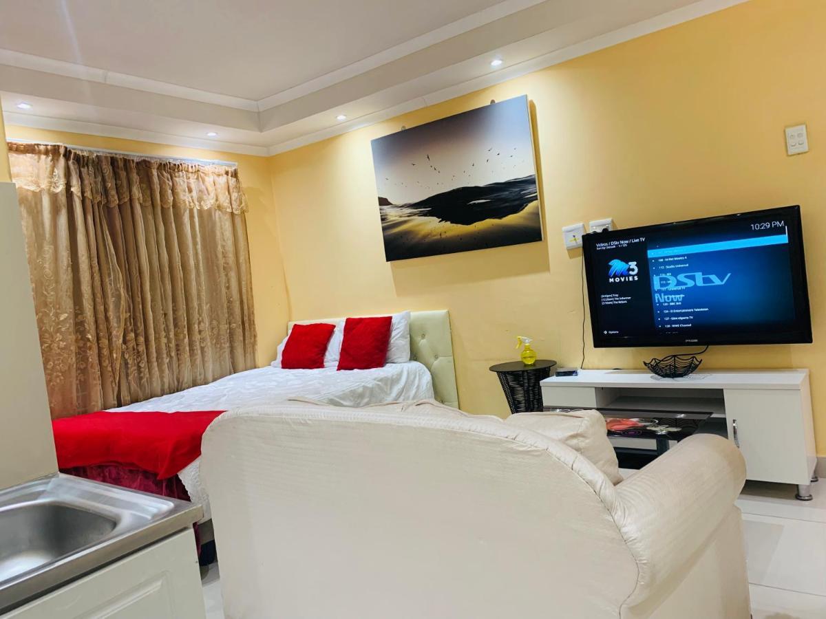 Mowetu Guest House كيب تاون المظهر الخارجي الصورة