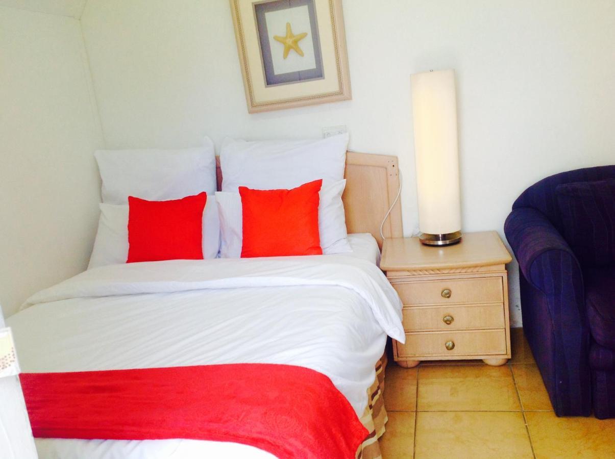 Mowetu Guest House كيب تاون المظهر الخارجي الصورة