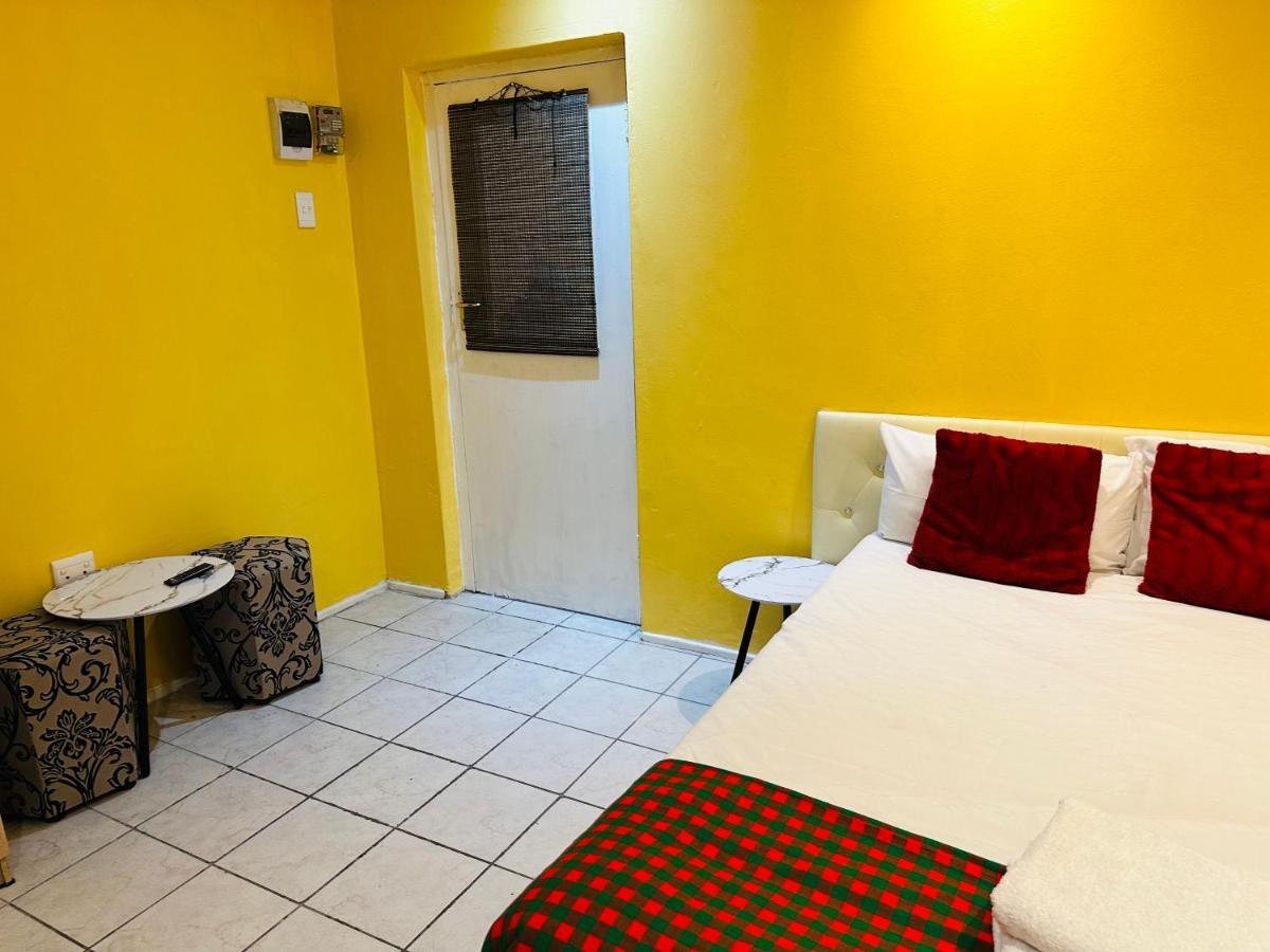 Mowetu Guest House كيب تاون المظهر الخارجي الصورة